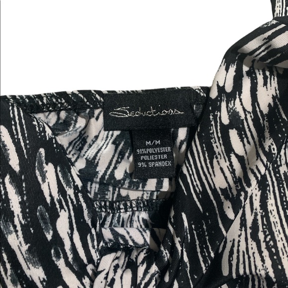 Dressy top - Picture 3 of 3